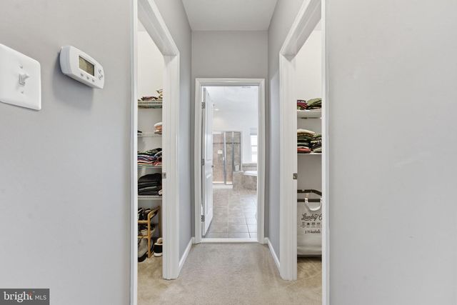 13722 ABBEY MANOR LN, Gainesville, VA 20155