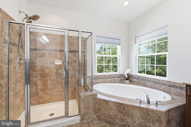 13722 ABBEY MANOR LN, Gainesville, VA 20155