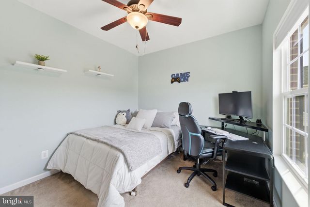 13722 ABBEY MANOR LN, Gainesville, VA 20155