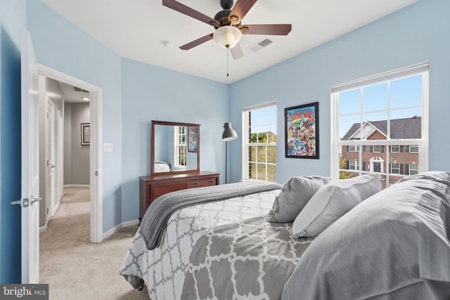13722 ABBEY MANOR LN, Gainesville, VA 20155