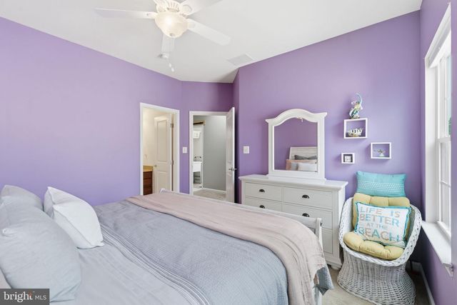 13722 ABBEY MANOR LN, Gainesville, VA 20155