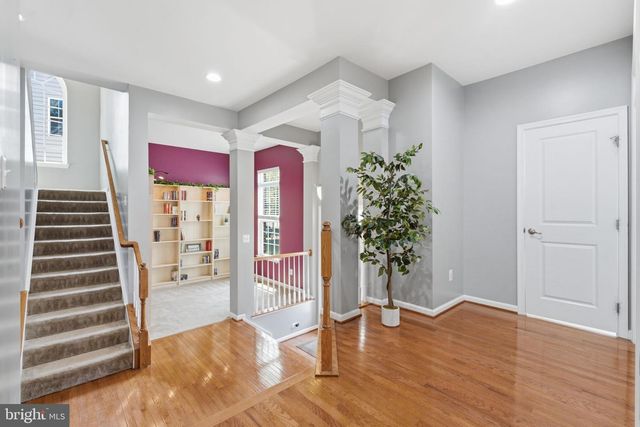 13722 ABBEY MANOR LN, Gainesville, VA 20155