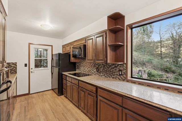 34880 NE Corral Creek Rd, Newberg, OR 97312