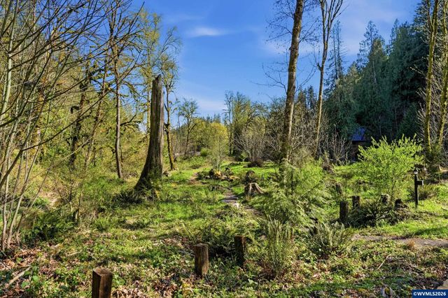 34880 NE Corral Creek Rd, Newberg, OR 97312