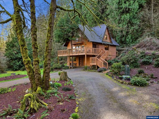 34880 NE Corral Creek Rd, Newberg, OR 97312