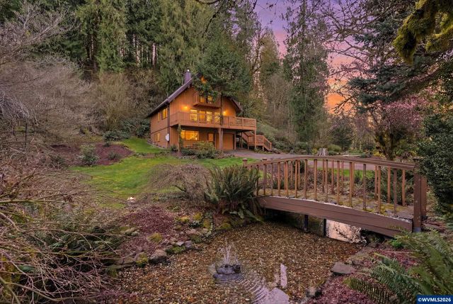 34880 NE Corral Creek Rd, Newberg, OR 97312