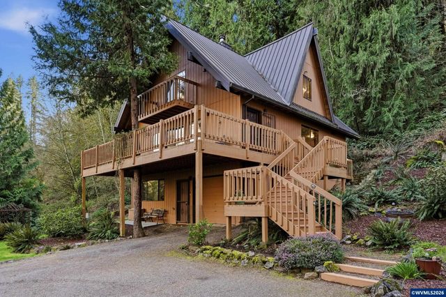 34880 NE Corral Creek Rd, Newberg, OR 97312