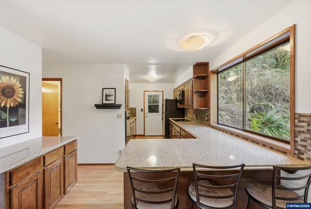 34880 NE Corral Creek Rd, Newberg, OR 97312