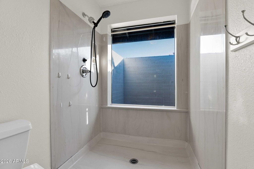 Image 18 of property listing at 603 W STRAFORD Drive, Chandler, AZ 85225