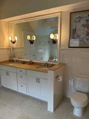 31 Ripley Street 31, Newton, MA 02459