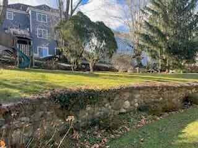 31 Ripley Street 31, Newton, MA 02459