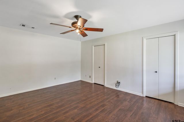 559 Elm St, Frankston, TX 75763