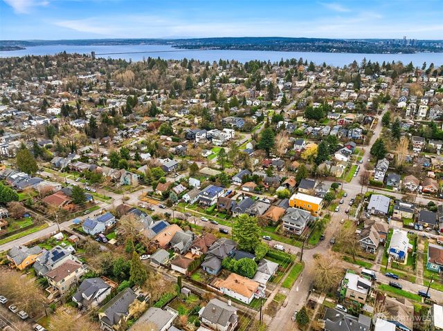 2614 E Pike, Seattle, WA 98122