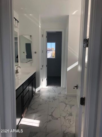 873 W Baylor Lane, Chandler, AZ 85225