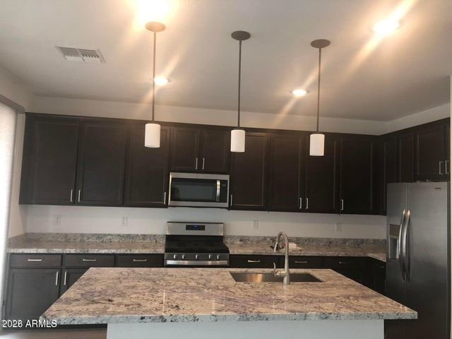 873 W Baylor Lane, Chandler, AZ 85225