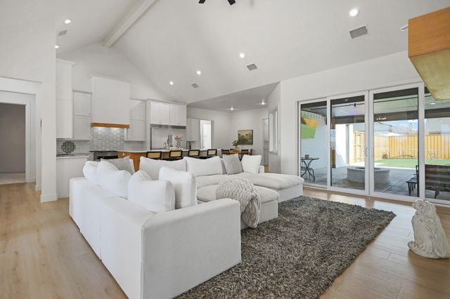 11209 Grover Avenue, Lubbock, TX 79424