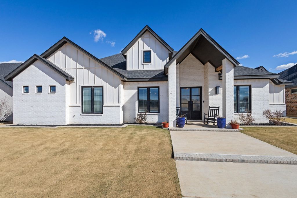 11209 Grover Avenue, Lubbock, TX 79424