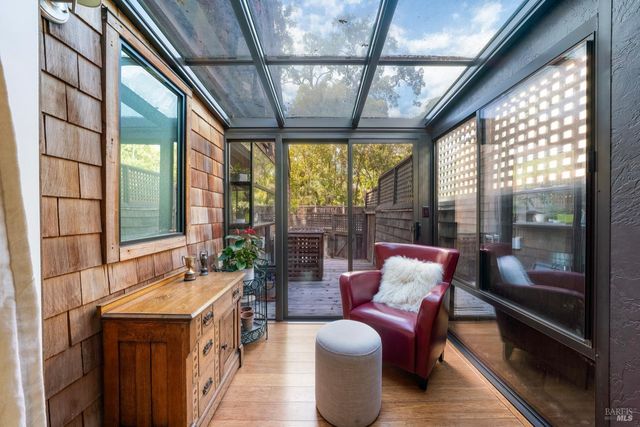 1430 Wallis Ct, St. Helena, CA 94574