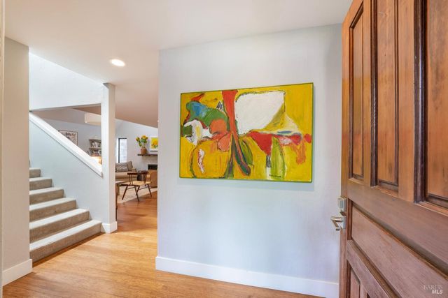 1430 Wallis Ct, St. Helena, CA 94574