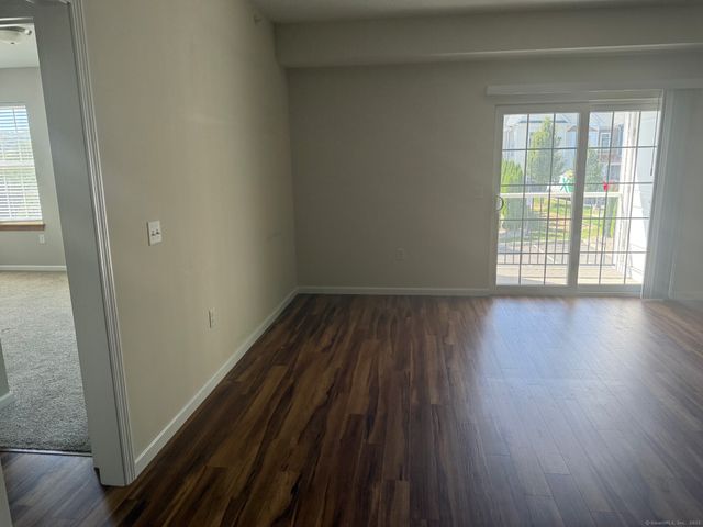 301 Main Street 28, Bristol, CT 06010