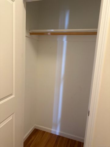 301 Main Street 28, Bristol, CT 06010