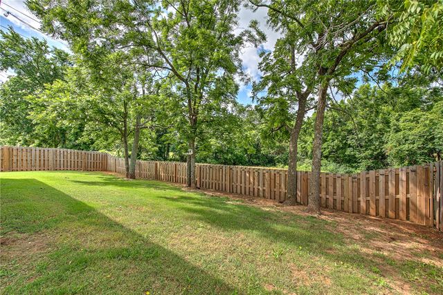 2519 Westbrook Loop, Pea Ridge, AR 72751