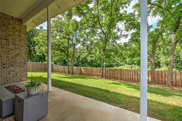 2519 Westbrook Loop, Pea Ridge, AR 72751