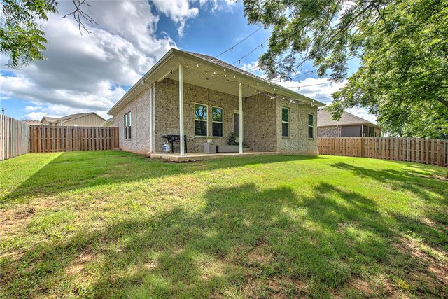 2519 Westbrook Loop, Pea Ridge, AR 72751