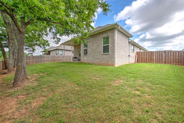 2519 Westbrook Loop, Pea Ridge, AR 72751