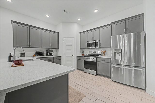 2519 Westbrook Loop, Pea Ridge, AR 72751