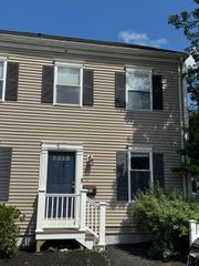 38 School St 1, Weymouth, MA 02189