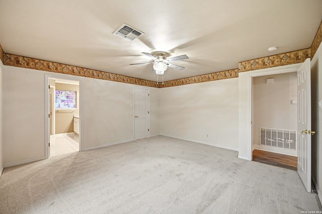 1320 CONTINENTAL DR, Pleasanton, TX 78064
