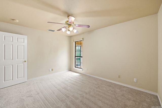 1320 CONTINENTAL DR, Pleasanton, TX 78064