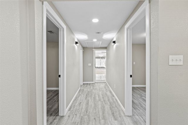 810 S Tyler Street, Dallas, TX 75208