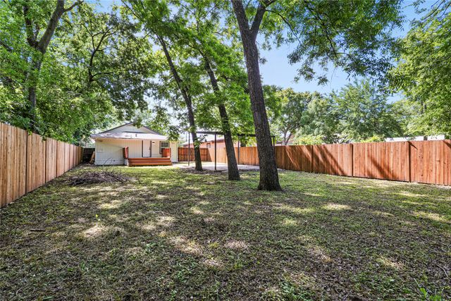 810 S Tyler Street, Dallas, TX 75208