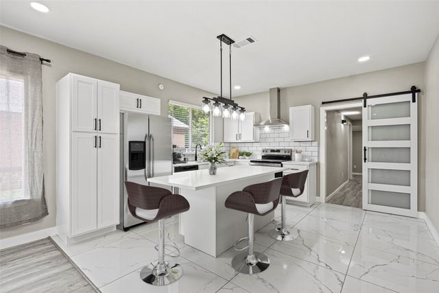 810 S Tyler Street, Dallas, TX 75208