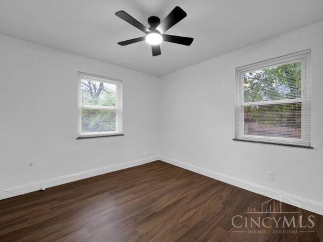 3942 Standish Avenue, Cincinnati, OH 45213