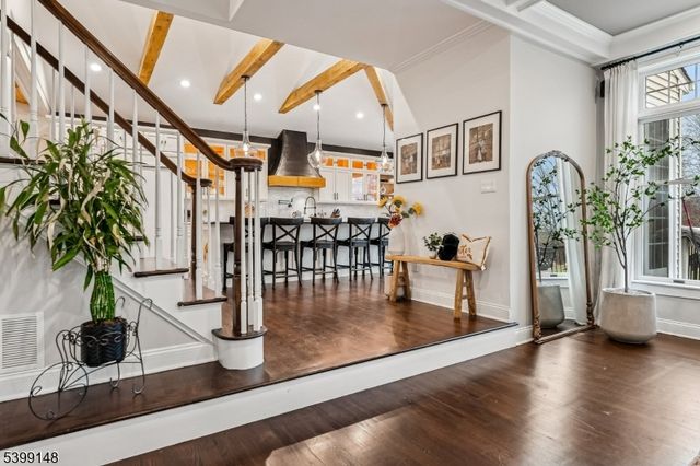 10 Jacobus Ln, Readington Twp., NJ 08822