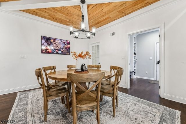 10 Jacobus Ln, Readington Twp., NJ 08822