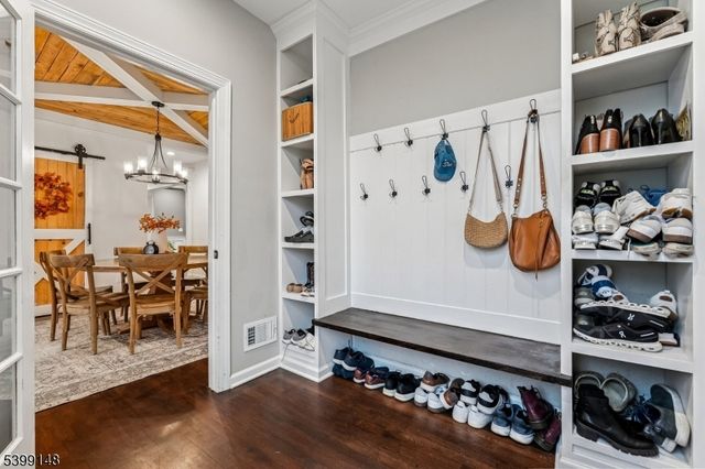 10 Jacobus Ln, Readington Twp., NJ 08822