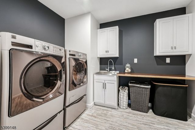 10 Jacobus Ln, Readington Twp., NJ 08822