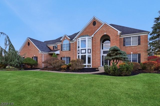 10 Jacobus Ln, Readington Twp., NJ 08822