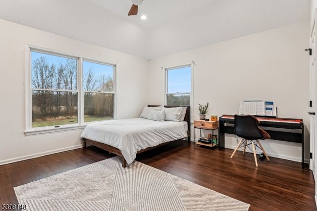 10 Jacobus Ln, Readington Twp., NJ 08822