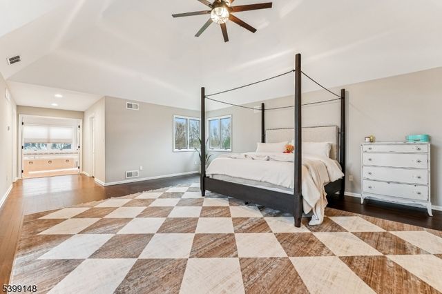 10 Jacobus Ln, Readington Twp., NJ 08822