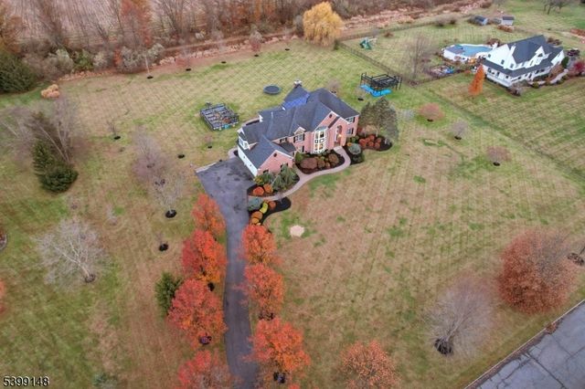 10 Jacobus Ln, Readington Twp., NJ 08822