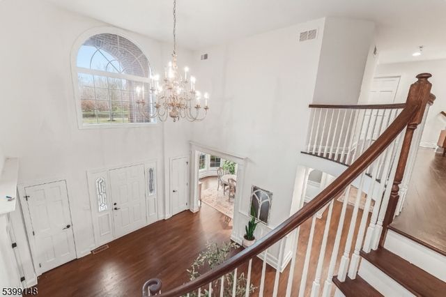 10 Jacobus Ln, Readington Twp., NJ 08822