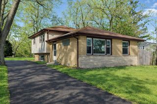 404 N Cass Avenue, Westmont, IL 60559