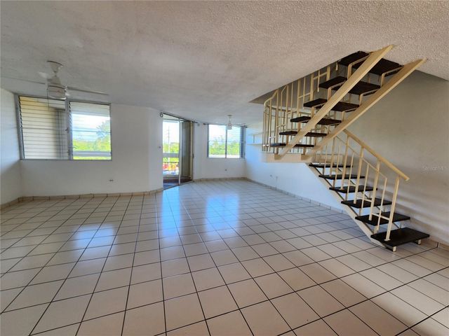 30 BORBON AVENUE A506, Guaynabo, PR 00965