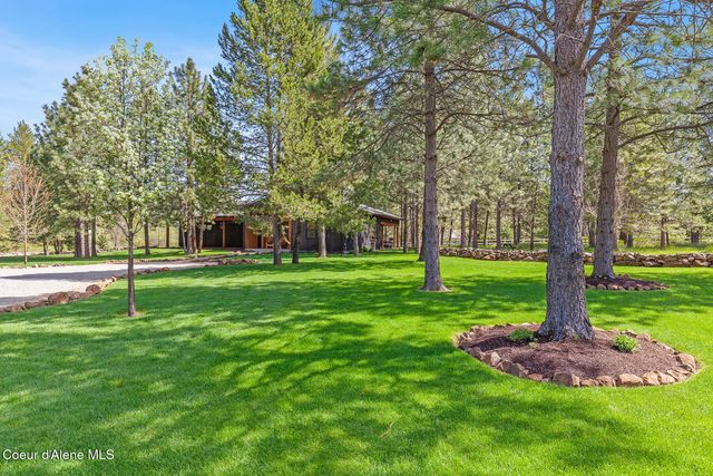 2010 E Dodd RD, Hayden, ID 83835