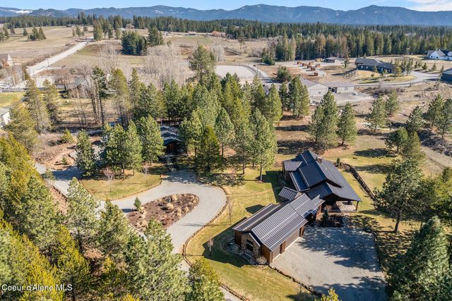 2010 E Dodd RD, Hayden, ID 83835